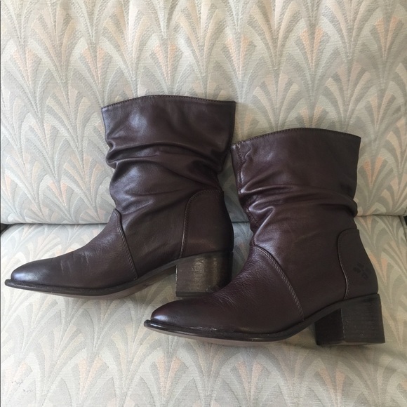 Patricia Nash Monte Slouch Boot in Brown. - Picture 2 of 8